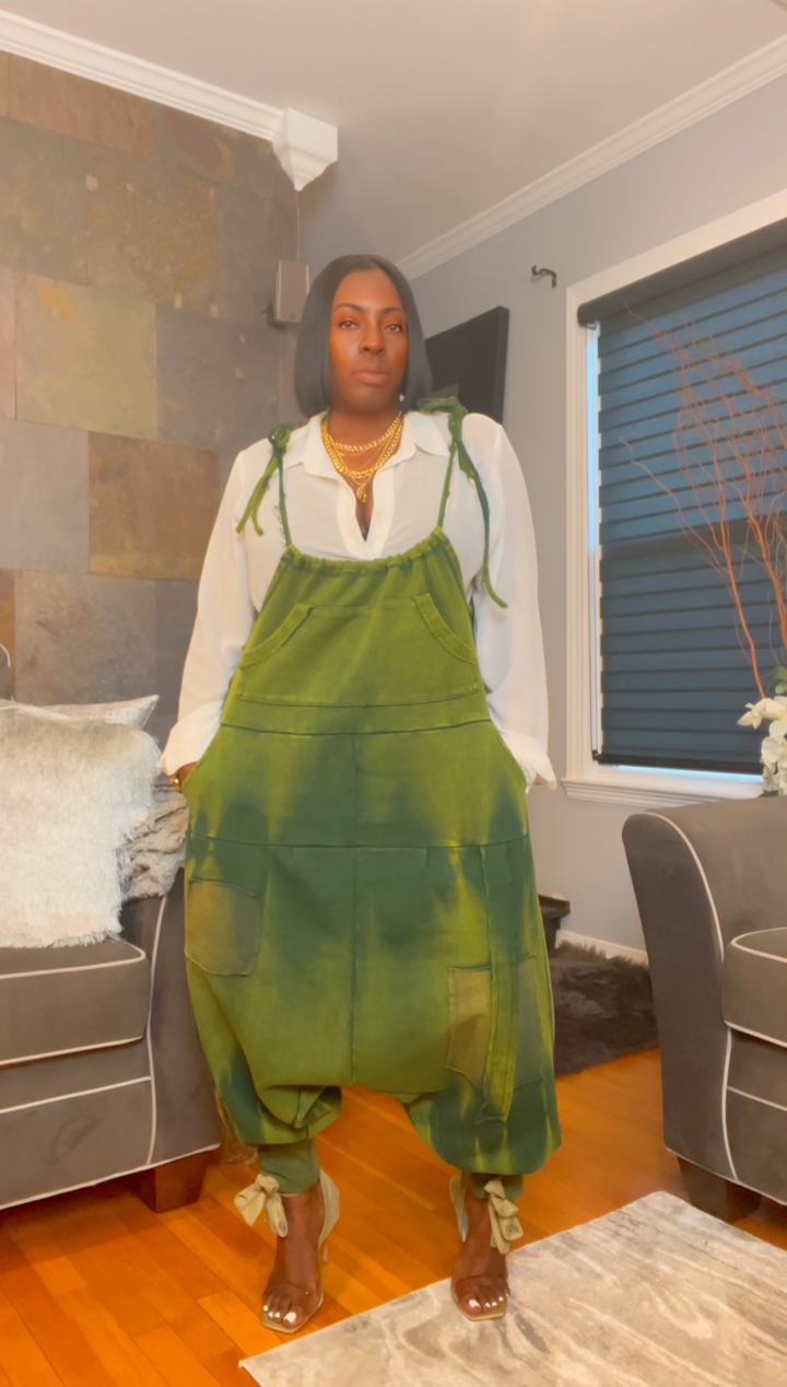 The "Jahzara" Oversized Harem Jumper in Green | Pre-Order - Ships Between November 30th - December 8th