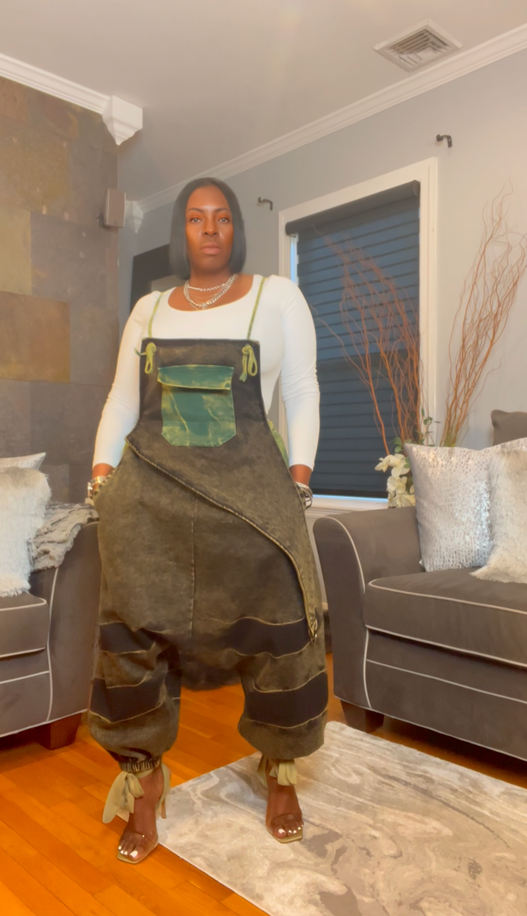 The "Zamirah" Oversized Jumper in Green | Pre-Order - Ships Between November 30th - December 20th