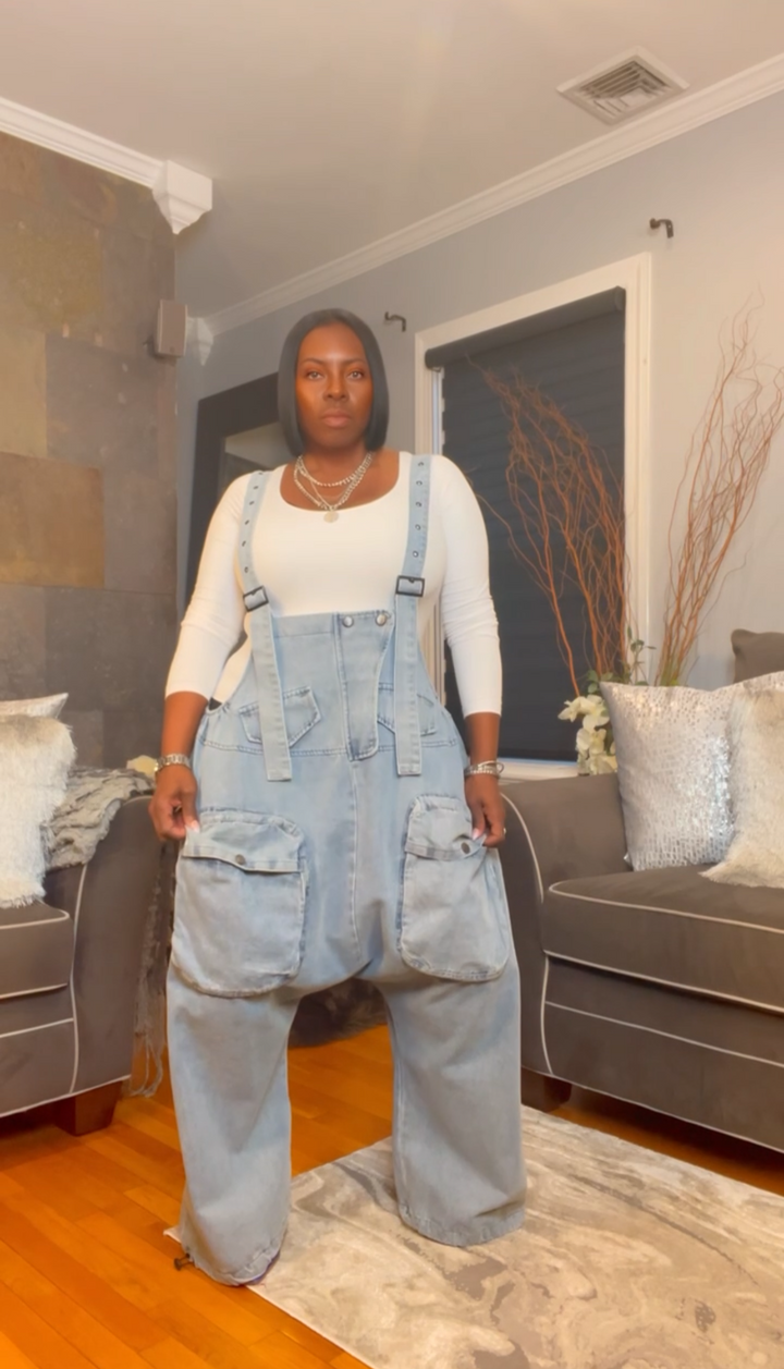 The "Nikki" Oversized Overalls in Light Wash | Last Stock🔥Ships Next Day