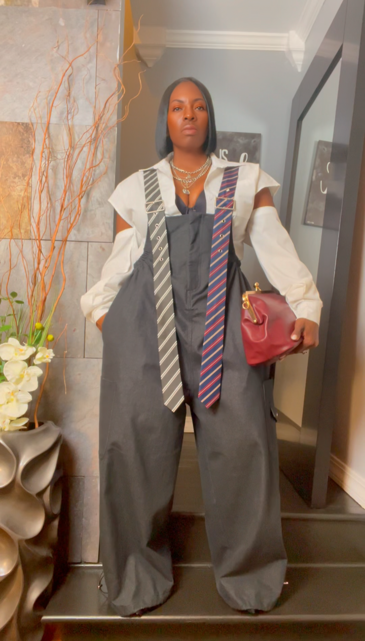 The "Shanice" Oversized Jumper in Blackish Blue | Ships March 27th