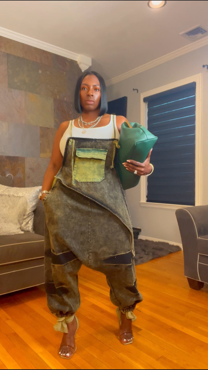 The "Zamirah" Oversized Jumper in Green | Free Shipping Included