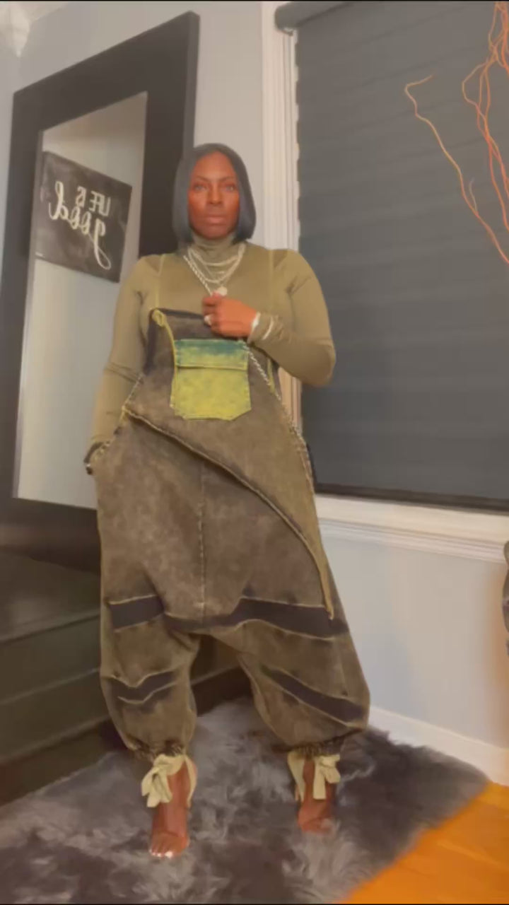 The "Zamirah" Oversized Jumper in Green | Ready to Ship - Limited Stock